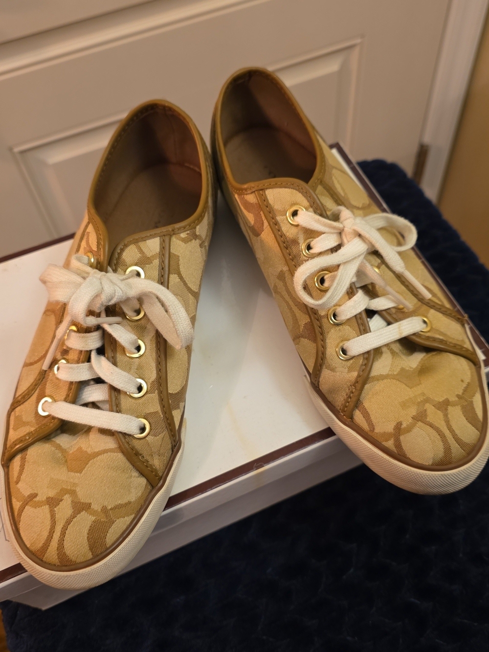 Coach Tan & Cream Signature Low-Top Sneakers